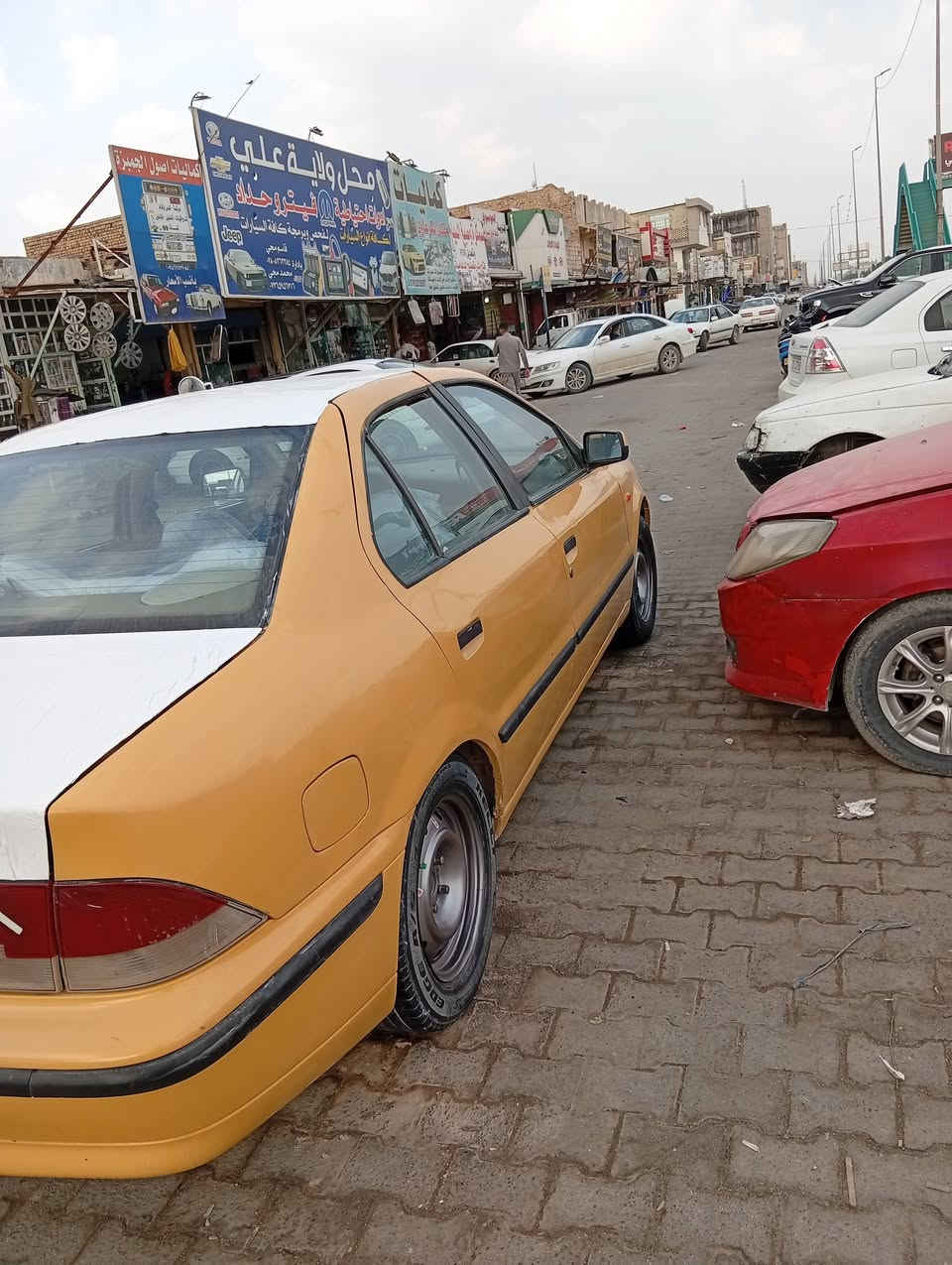 السلام عليكم سمد لبيع 2010 سياره ماعيزه ولا برغي شخطه مابيه كيره ومكينته جدد على شرط كهربائيه كوله شغاله حدديه جديده تخم تايره جديد سياره خير من الله غرفته جديده السعر 24 بيه مجال قليل عندك مراوس هم موجود هم اراوس مكاني النجف رقم تلفون ***********
