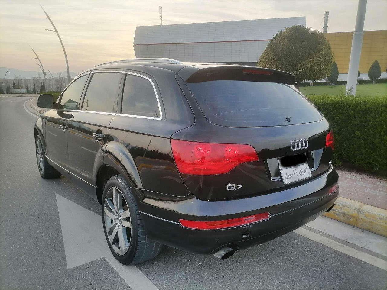 اودي موديل 2007سنويه جديده لحد 2028 تحويل وكاله غرامه بشرط بيه جراد اذا تنصبغ افضل اي السعر  68 ورقه ومجال قليل استفسار***********
