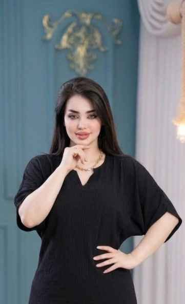 🖤 محرم على الأبواب.. وما عندج الأسود المناسب؟ الحل والأرخص يمنا! 🖤
لأن هيبتچ بـ الأسود الفاحم، وفرنالچ أرقى دشداشة نسائية من خامة اللينن الملكي الأصلي ✨. خامة باردة، مريحة، وسوادها يبيض الوجه بمجالس العزاء.

✨ مواصفات القطعة:

🔹 الخامة: لينن ملكي درجة أولى (سواد فاحم يجنن).

🔹 القياس: فري سايز (يلبس لحد وزن 85 كيلو مستريح).

👈🏻💌اي استفسار او الحجز👇🏻

***********

#توصيل_جميع_المحافظات ـ العراق بغداد, العراق
