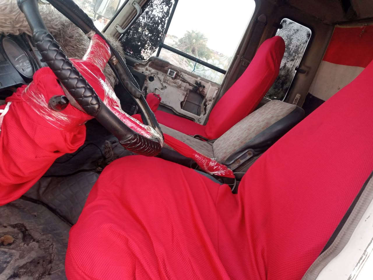 سلام عليكم 
البيع او مراوس نيسان موديل 91 
سياره جاهزه من كلشي مداور ثانيوم رقم ذيقار شاصي مكفول.   اصل كرين 
محرك 70
كير   و محرك مكفولات 
مكان السماوة قضاء الرميثه 
***********
