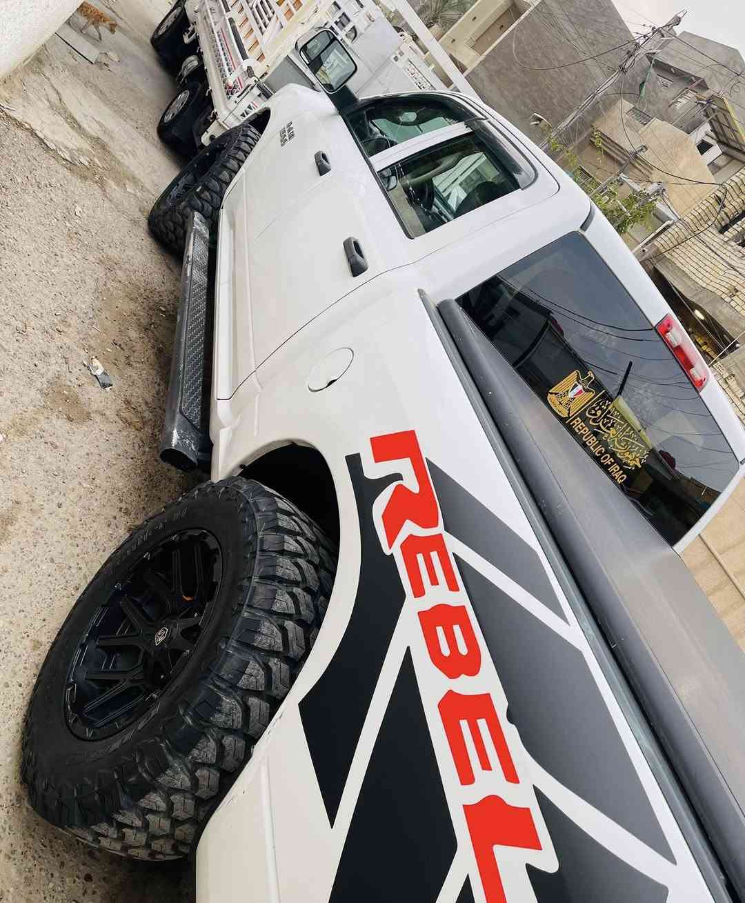 السلام عليكم دوج رام 1500 كلاسك مرفعة 2ونص انج تخم تاير حجم 37امريكي الصنع مزود سياره حجم المكينة 5700 8سلندر سياره مصروف عليه خير من الله كير مكينه اكسل كفاله عنوان السياره بغداد البياع رقم الهاتف ***********او *********** (للبيع او للمراوس)
بيه مكانات صبغ
سعر سياره١٦٥ورقة 
موديل ٢٠١٨

سياره احله من الصور بهواي
