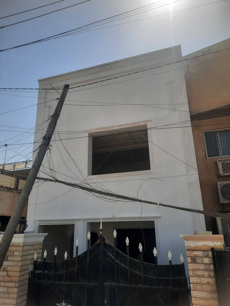 السلام عليكم خلفة مصري لباخ متفرغ شغل وجهات وسقل وجراره وفوم وطلس
وتصميمي الوجهات خابرني وتدلل
والرقم بي وتس ***********
