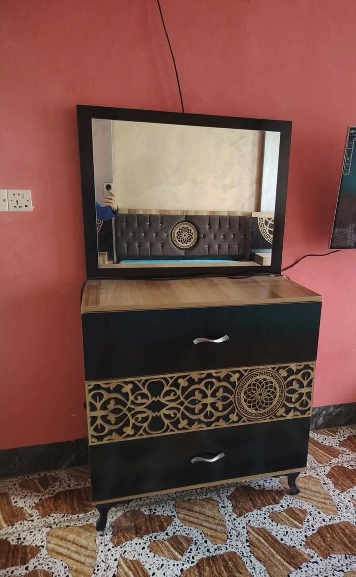للبيع  غرفه تركي 5. قطع  ضخمه نظيفه كلش السعر  350العنوان حي  نزال قرب جامع  المكرمين


**إذا كنت صاحب هذا الإعلان وتريد حذفه لأي سبب، رجاءا أرسل رسالة إلى الدعم الفني**