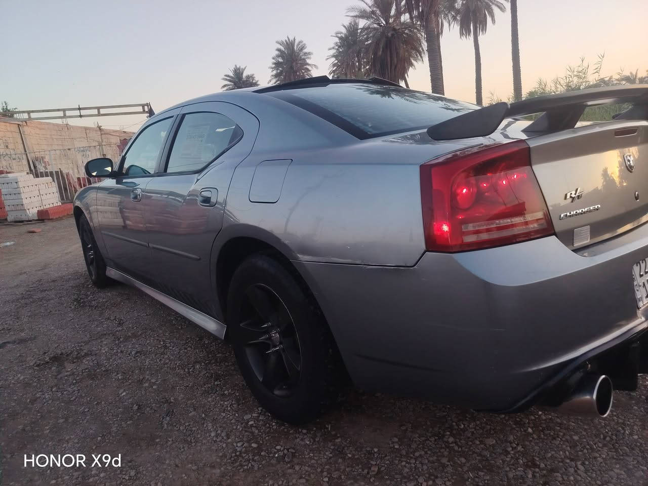 سلام عليكم دوج جارجر موديل  2007 مواصفات sxt بيهة منضومه غاز  60 لتر  كير مكينه ٣٥٠٠ كفاله سيارة جاهزه علا اخر حبايه تدفئة تبريد  سياره بيهة ٣ قطع بدون دواخل مجرد رش 
العنوان بغداد 
***********
السعر 95  وبيهة مجال
