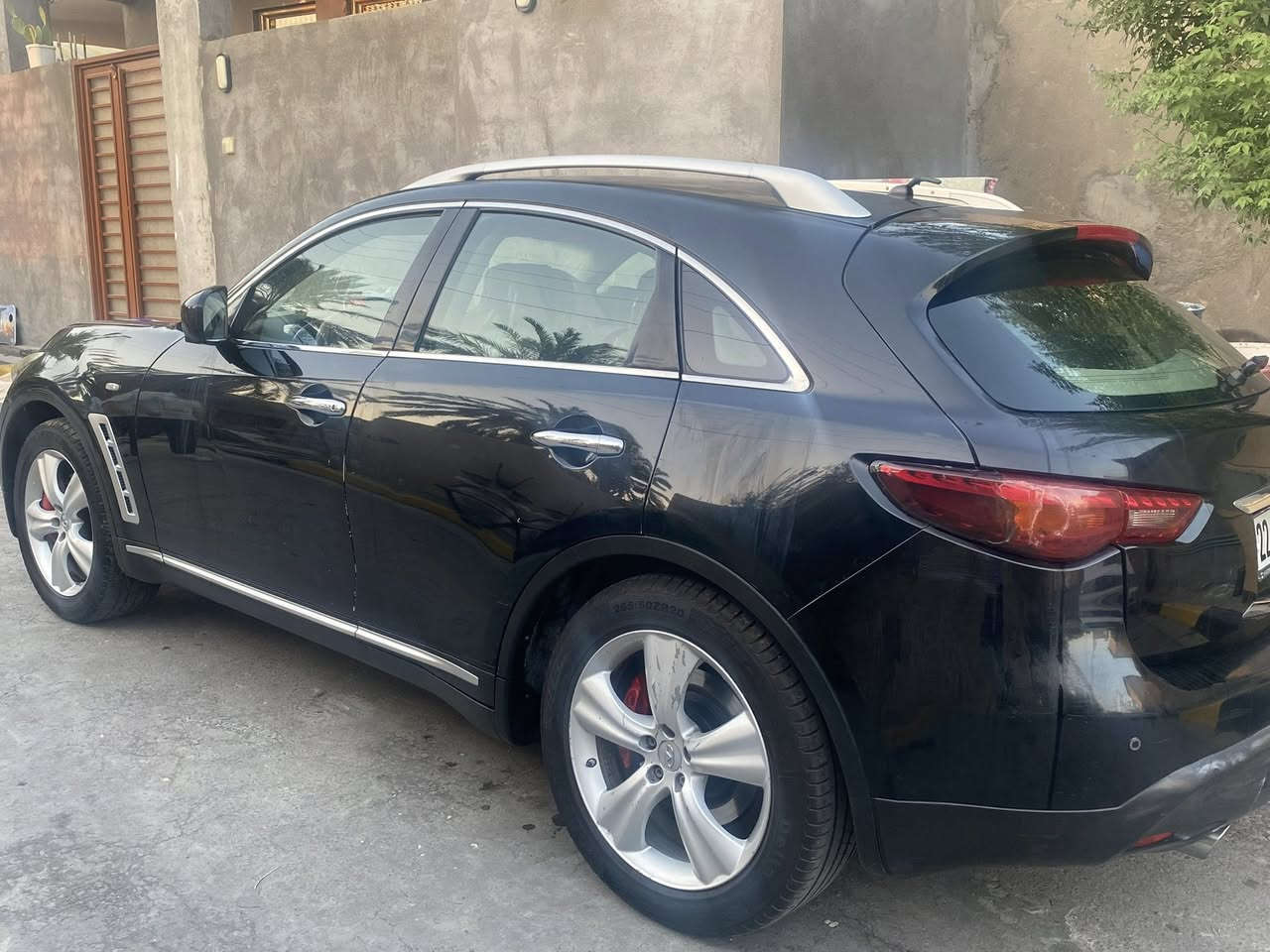 السلام عليكم  هاتق /***********
سياره نيسان انفنتي 2010
FX35 خليجي رقم اربيل 
سياره مكفوله من دعاميه للدعاميه 
السياره فول موصفات 

 الكير والمحرك خير من الله 
صدر جديد امامي خلفي
شاشه 
DVDبي ريمون تحكم 
حساس امامي وخلفي
جنطه شفط
فتحه بتنته
اربعه كامرات 
لمري شفط
لايت زنون عالي وناصي 
ويل رياضي 
تبريد خير من الله كشنات جلد تبريد كشنات بيهن خزن  هم
مكاني بصره سعر 110$ بي مجال للشراي
