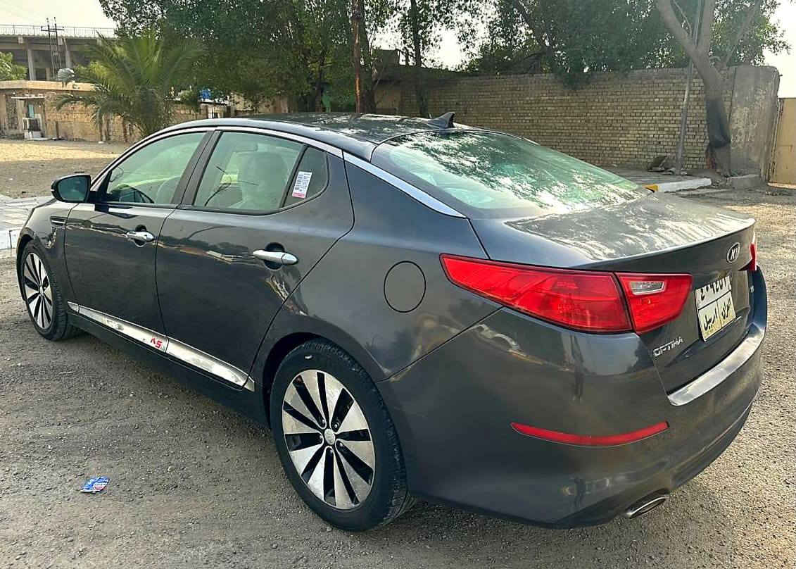 مرحبا كيه اوبتمه ٢٠١٥  السعر ٩٣ صور الحادث والسونار بالمنشور
 بدون حادث بالعراق بيها قطعتين رش فقط بدون دواخل  برغي ممفتوح بيها جديده بمعنى الكلمه وجاهزه ع اخر حبايه تبريد ثلج مكاني واسط نعمانيه رقمي ***********
