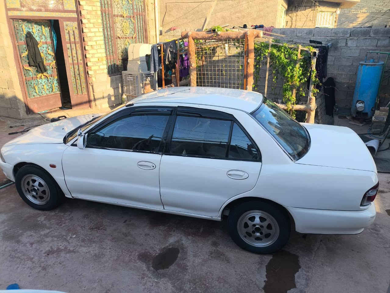 بروتون مديل 2002 سنويه بااسمي سياره مصبوغه عام تبريد شغال وتدفه كهربائيات سياره شغاله سعر 37 ورقه هذه رقمي بي واتساب غير متواجد في برامج تواصل بس واتساب موجود  ***********
