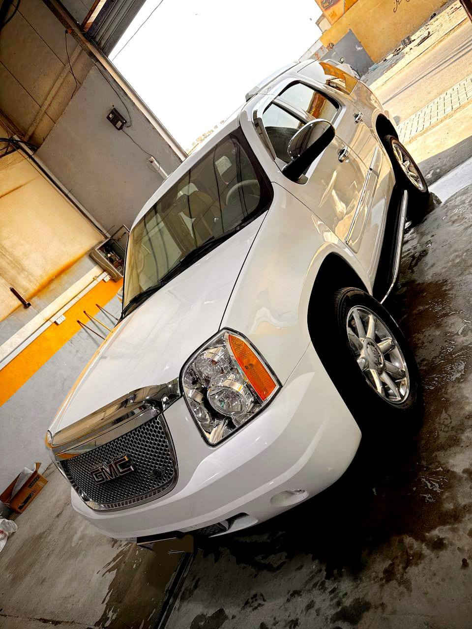 يوكن دنلي ادوات ادوات موديل 2009خليجيه مكفوله من الكص والسرقه والعشائر والانتر بول داخله تفصيخ فتح فول مواصفات دخول جديد مكينه 5300 السياره جاهزه من كلشي مرقم شمالي 
 السعر110 وبيها مجال حق الجيه مكان السياره البصره للاستفسار الاتصال بالرقم *********** موصفات السياره دلعه شفط فتحه سلايت روف شاشتين خزن ميموري بالكشن 
كير + - بعد هواي مواصفات
