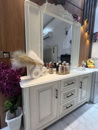 غرفه نوم مستعمله للبيع 7قطع نضيفه صاره سنه من شتريتها تجي تشوفه وأنته ...