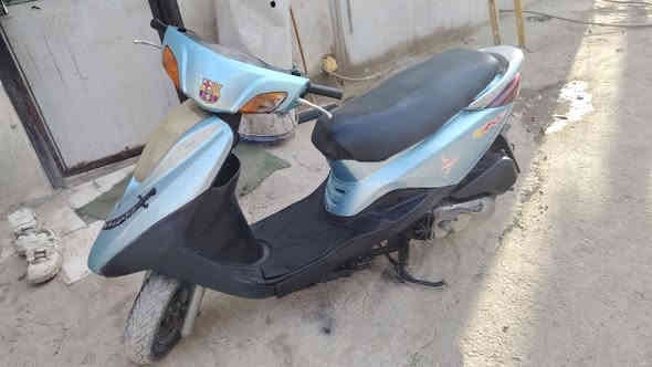 ***********
بريز للبيع نكرة سلف محرك مكفول كهربائايات كاملة ب650 الف بيهة مجال مكاني الدورة ابو طيارة
