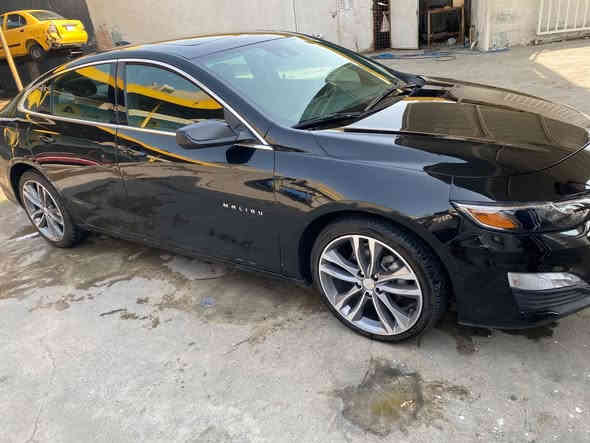 السلام عليكم بدون رقم 
شوفرليت ماليبو 2023 فئة LT بدون رقم  بدون ايرباك  مبدل باب نفس اللون وبيه بارد 
المواصفات : بانورما /حساس خلفي بلادي /بصمة تشغيل / تشغيل عن بعد / كرسي كهرباء / تحكم ستيرن / شاشة كبيرة / تدفئة كشنات / رادار امامي / اطفاء ذاتي / بلوجكتر LED / ويل كب بريمر / قطعتين تبريد / مانع انزلاق / بلوتوث / اواكس / USB / محرك 1500 T
عدد المسافة 28000الف ميل 
السعر 149ورقة
للتواصل والاستفسار : ***********
