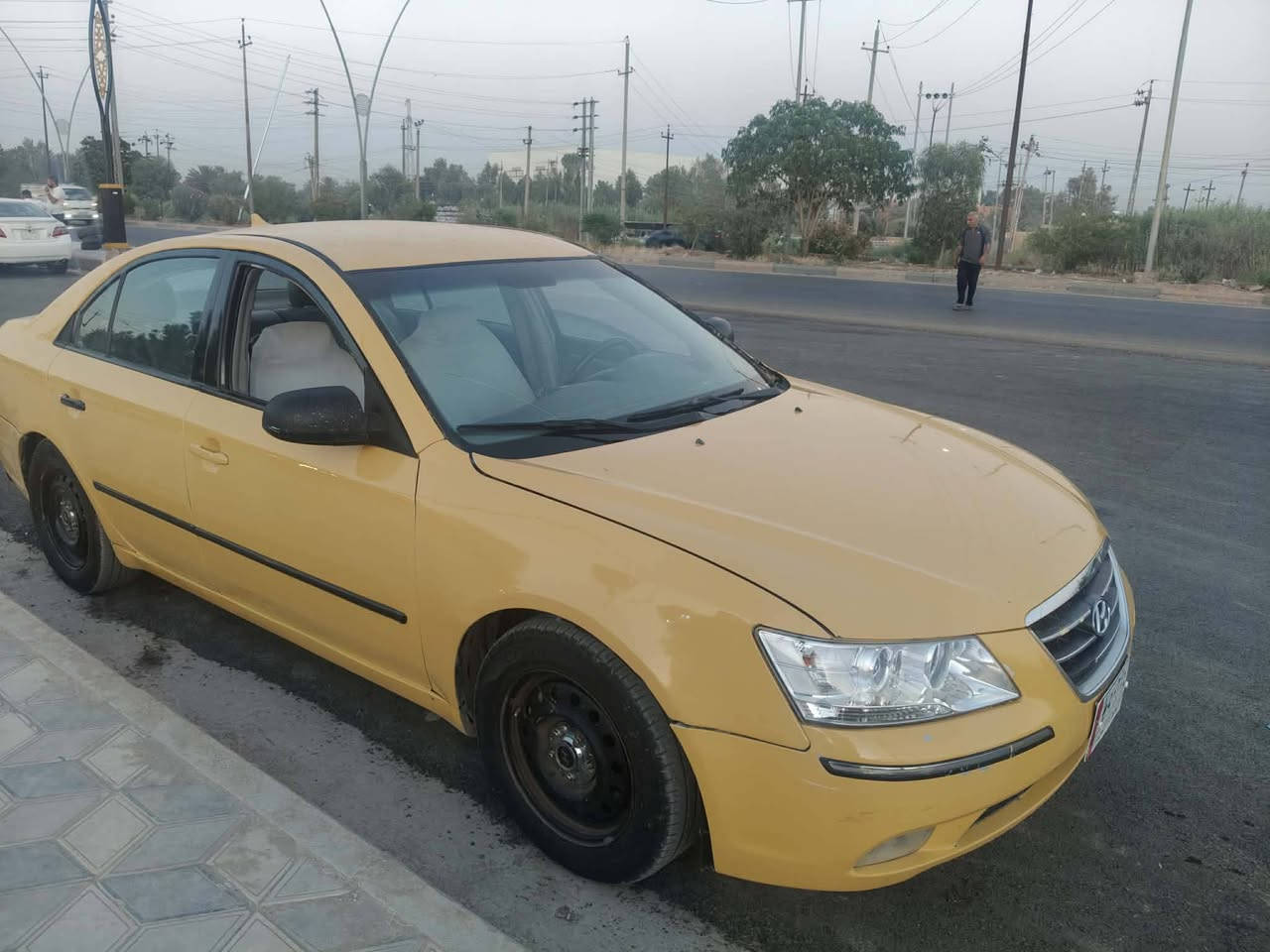 السلام عليكم سوناتا موديل 2007 السياره باسمي رقم دولي السعر 60 وبيها مجال بيع تراوس رقم ***********

