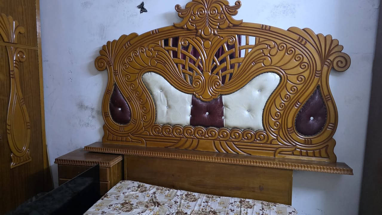 غرفة نوم بسعر مناسب 525 الف بيها مجال بسيط *********** واتساب

