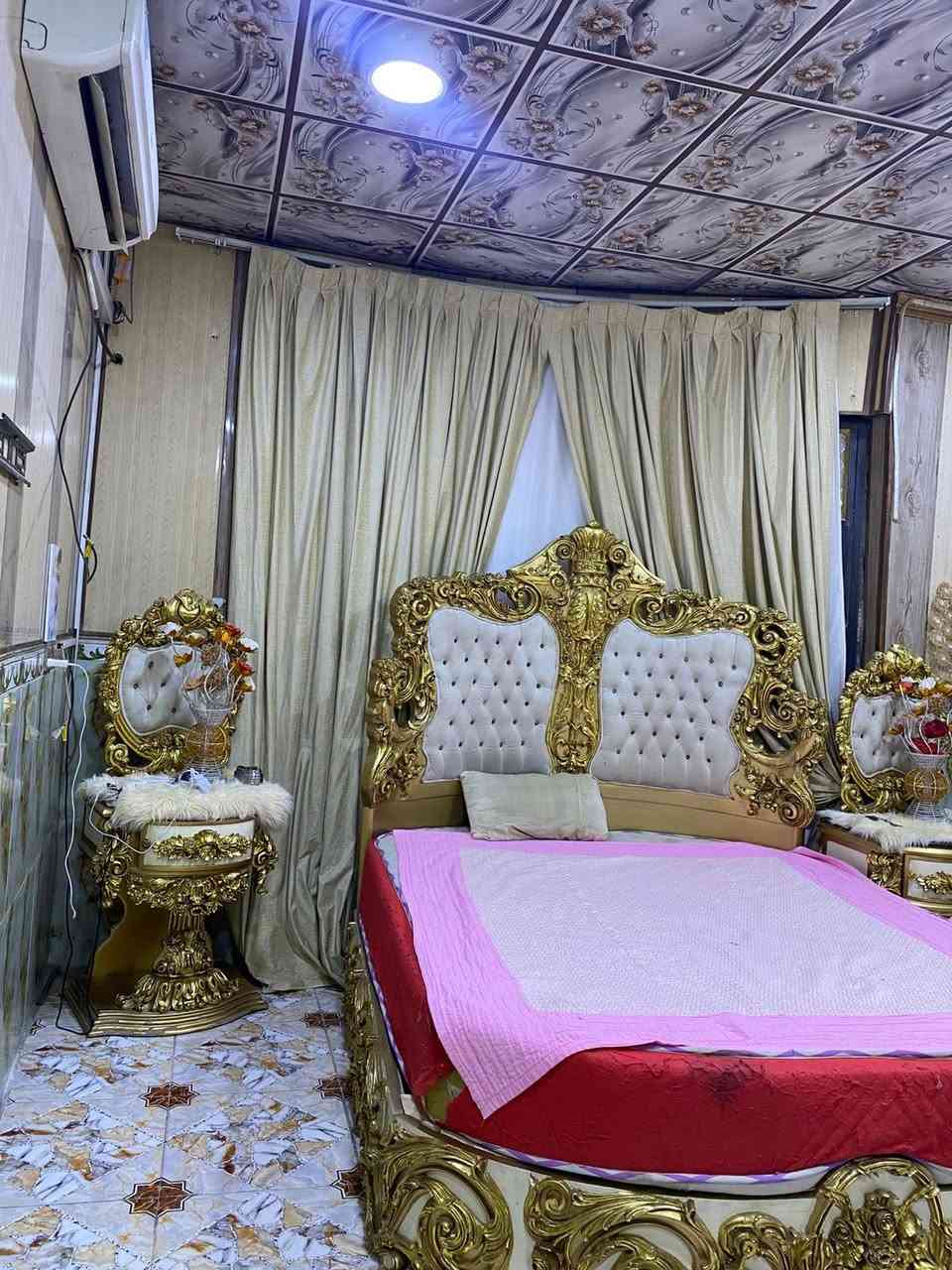 السلام عليكم غرفه زان دمياطي مصري نضيفه جدا جدا مكان الغرفه بصره العاليه مليون 700   بيه مجال ***********
