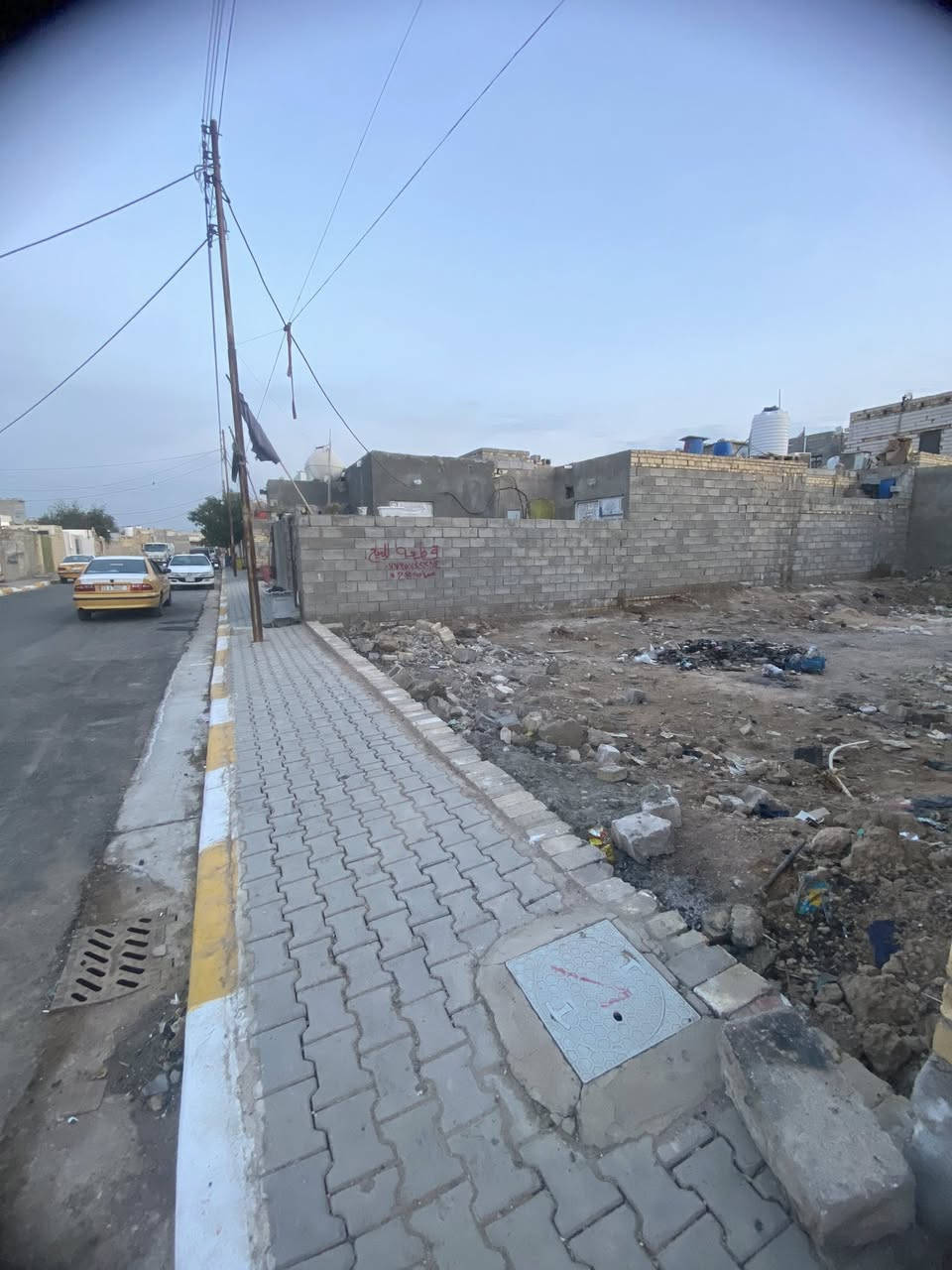 قطعه للبيع مساحه 197 مكان الماجديه سيد جميل نهايه شارع 20بالزراعي مكان كلش حلو  القطعه بصف البيت الركن متوفره جميع الخدمات لاستفسار ***********
