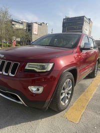 جيب 14 خليجي  رقم بغداد بأسمي  ماشية 136 الف كيلو  لمتد عدا الجكات  سي...