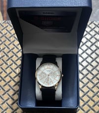 كاسيو • سير جلد • بالعلبة والكارت