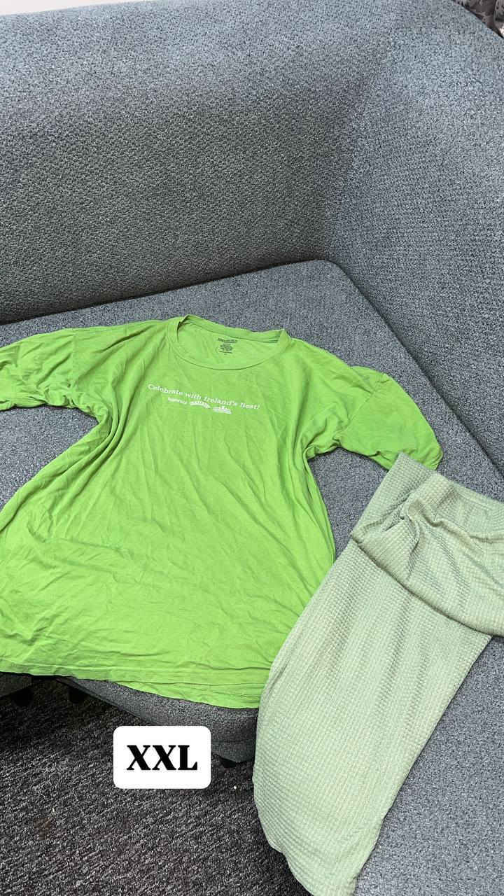 اي صوره داخل المنشور ع 5 فقط


**إذا كنت صاحب هذا الإعلان وتريد حذفه لأي سبب، رجاءا أرسل رسالة إلى الدعم الفني**