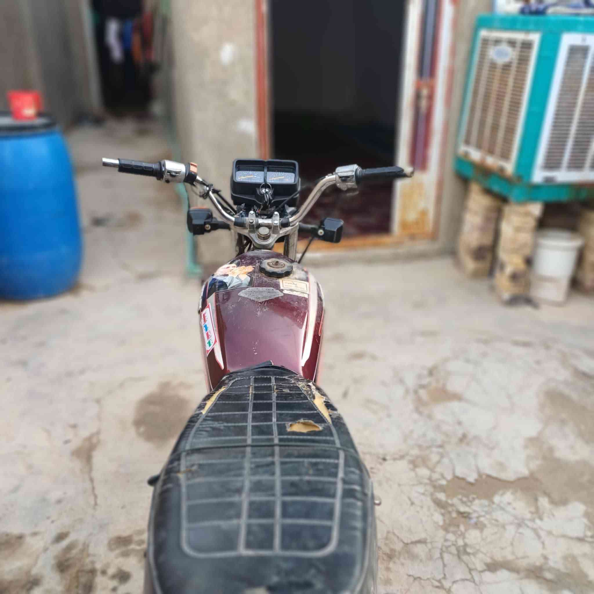 سلام عليكم دراجه تايكر  موديل 2018 اوراق سنساخ مكفوله كهربائيات جدد تواير جدد مكينه قبل سبوع مجفتهه ومبدل كلجات ترايك 120 شرط اريد مراوس بسايبه واطي فرق الي عنده سايبه مراوس يجي خاص واني خادم للطيبين 👍


**إذا كنت صاحب هذا الإعلان وتريد حذفه لأي سبب، رجاءا أرسل رسالة إلى الدعم الفني**