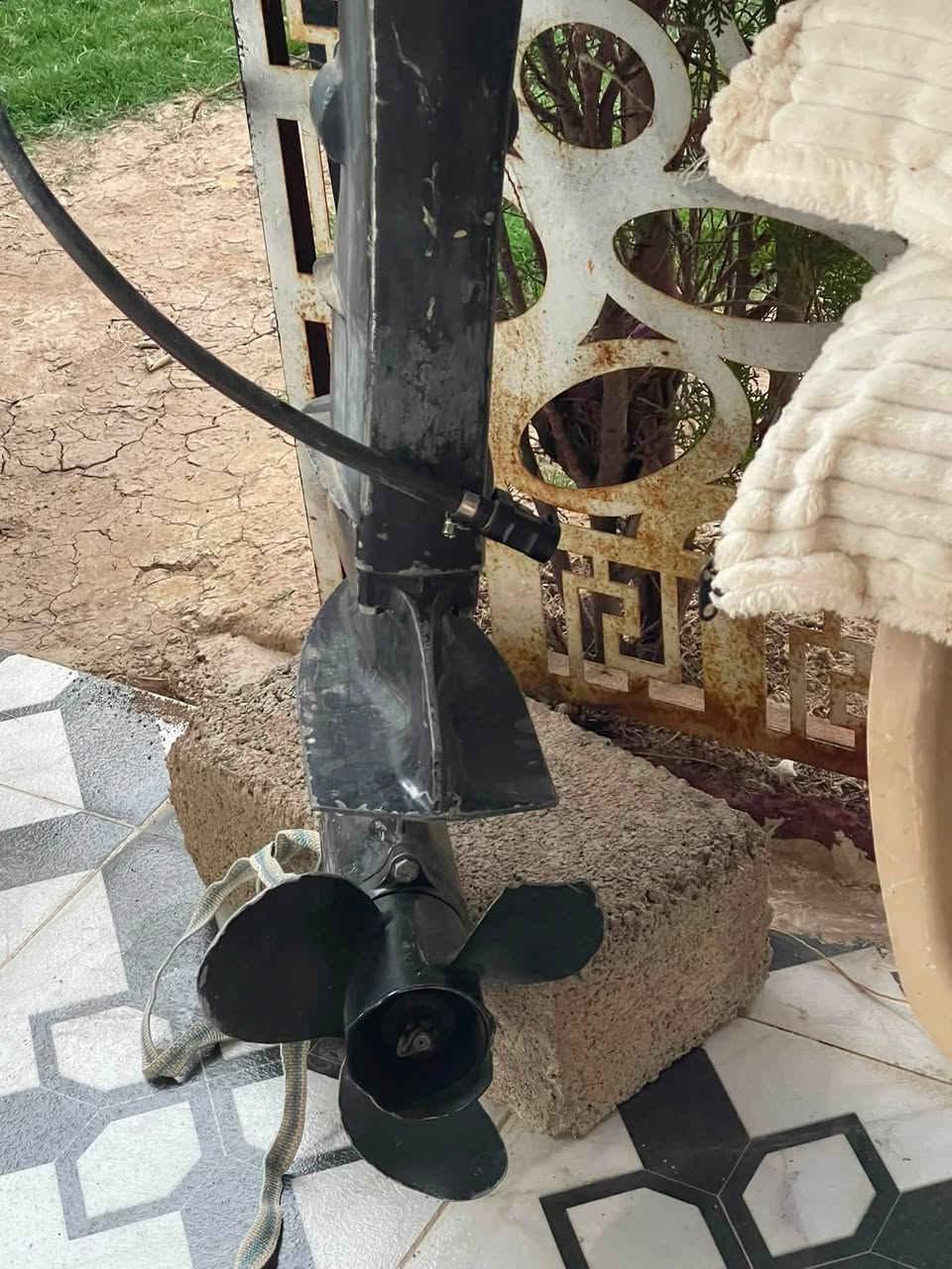 يالله السلام عليكم مكينه 30 داهستو شرط الشغل نص حبل  
العنوان صلاح الدين الشركاط السعر 7 ورقات وبيها مجال 
***********
***********
