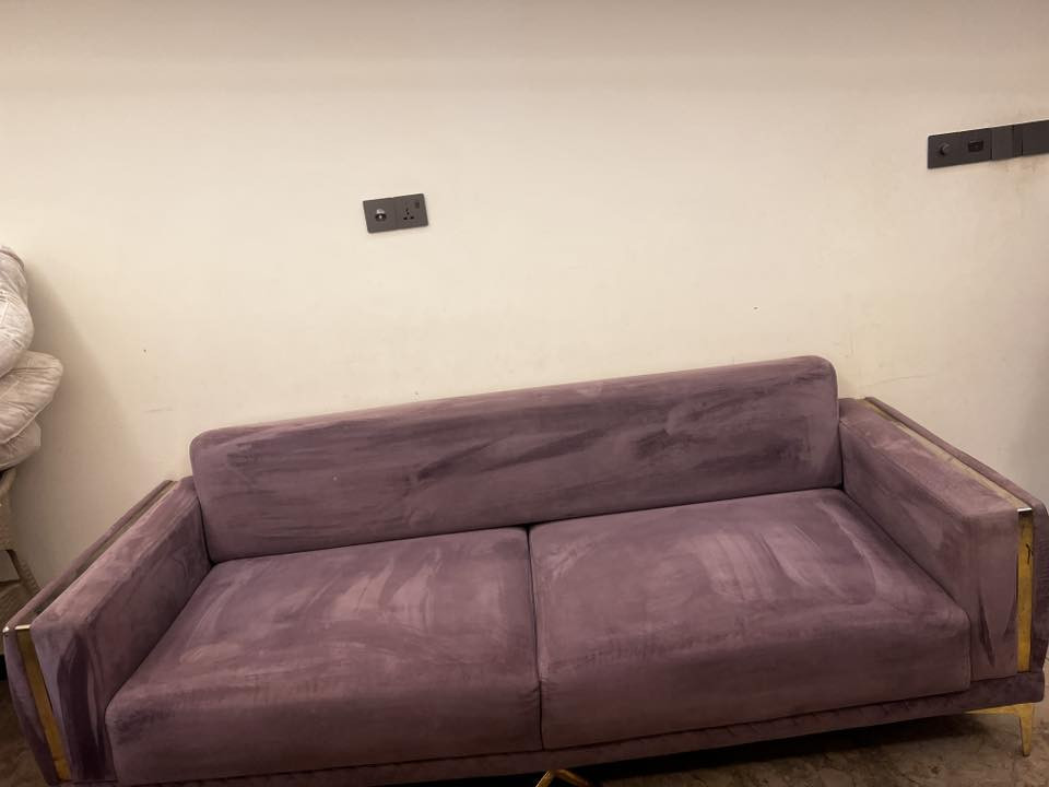 تخم زان مصري ١٠مقاعد
                                   تخم تركي ٨مقاعد سرير للاستفسار ***********
