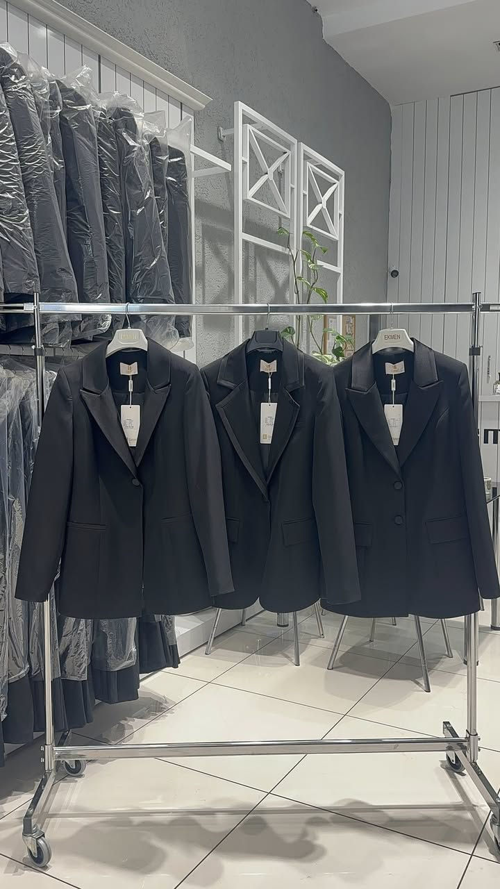 مجموعة أطقم تخرج للخريجات والي عدهم مناقشات ومناسبات. كوالتي تركي استيراد من اسطنبول والاسعار تخفيض 95 الف بدل 160 الف


**إذا كنت صاحب هذا الإعلان وتريد حذفه لأي سبب، رجاءا أرسل رسالة إلى الدعم الفني**