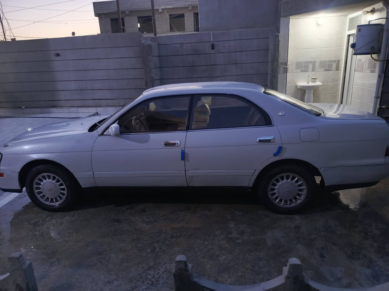 سياره بطه محرك 2500 تواير جديد صدر جديد تبريد ثلج مامگصوص السعر 50$
رقم دولي مابيها ضربه للستفسار الاتصال  ع ***********
