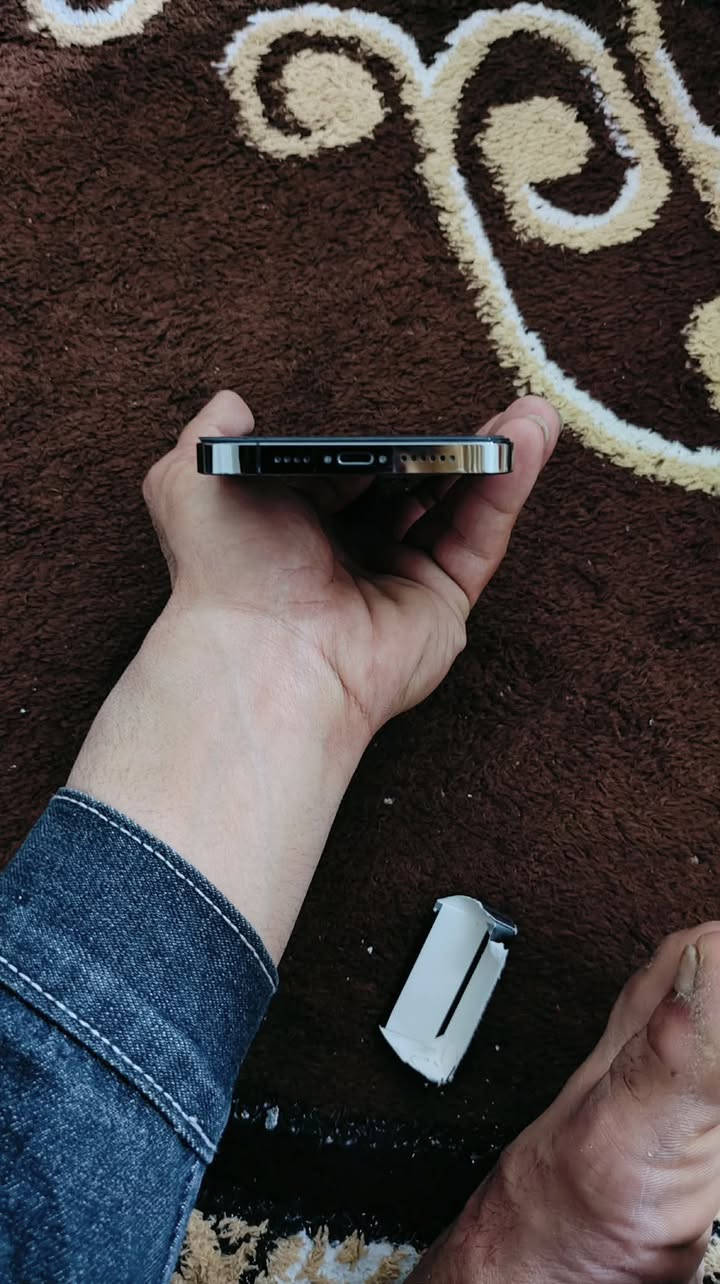 13ابرو ماكس
ذاكره 256تك سيم
نضافه 95/100
لمبدل شاشه أو بطاريه شرط أصليات 
فيس إيدي شغال 
جهاز مال جناي شرط شخطه مابيه 
قطاره بل شحن 
كاميرات ادا مو دمعه مرجوعه 
هاي موجود صور الكاميره 
سعر 475بيه مجال بصيط


**إذا كنت صاحب هذا الإعلان وتريد حذفه لأي سبب، رجاءا أرسل رسالة إلى الدعم الفني**