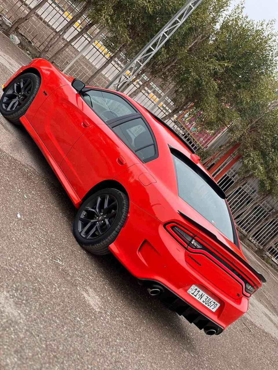 سلام عليكم ٢٠٢٣
لاس كول النداء الاخير ارتي جديدة لك وبدون ايرباك حادث جدا خفيف بارد + صبغ اقل الشبر حافة الباب ماشية ١٤ الف ومغلفة بي بي اف خالية من الشخط والرصعة السيارة ع وضع الوكالة مملعوب بيهة ومعروفة مواصفات الارتي للاستفسار *********** غير متواجد ع فيس
