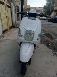 بوليس ياباني • دراجة نارية • كفالة عامة