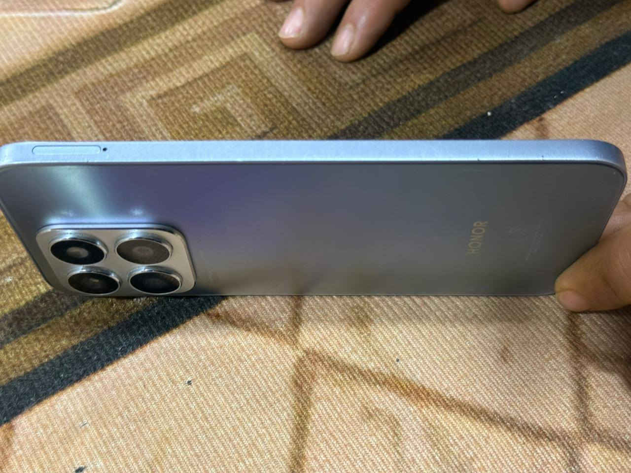 هونر x8b كامل اغراض  فقط فطر بل. لمس
السعر 180 وبي مجال
***********
