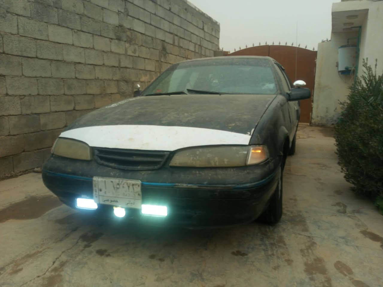 السلام عليكم  برنس فراشه موديل 1996رقم ديالى  الماني تحويل مباشر  بيهه صبغ بل جمرلغ اليمن المامي  مكينه كير خير من الله  داخل نظيف السياره بدون صبغ  حلوه مرتبه متواجد عل فيس السعر 26وبيهه مجال الطيبين مكاني بغداد الزعفرانيه  لتواصل ***********بيع اومراوس  كيه باص او صالون مومشكله حسب القناعه
