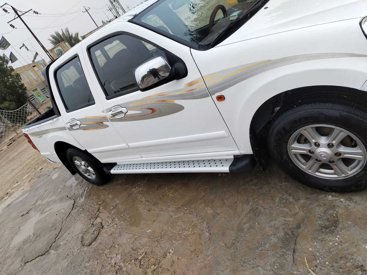 سلام عليكم كريت ويل موديل 2015 مكفوله كفاله عامه رقم واسط مكينه مامفتوحه عله وضع الشركة مكان السياره دوانيه سنويه مجدده استفسار على الرقم *********** السعر 85 اوبيه مجال
