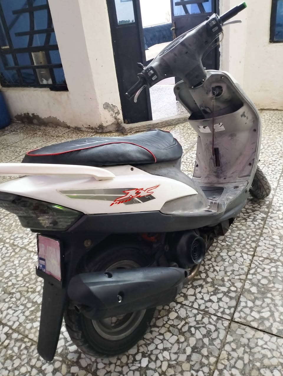 دراجه ماكس منغولي سلف هندر محرك ناعم ترايهه حلو كهربائيات شغاله السعر  400 وبيهه مجال قليل مكاني حي السفير قريب ع العبيدي رقمي ***********
