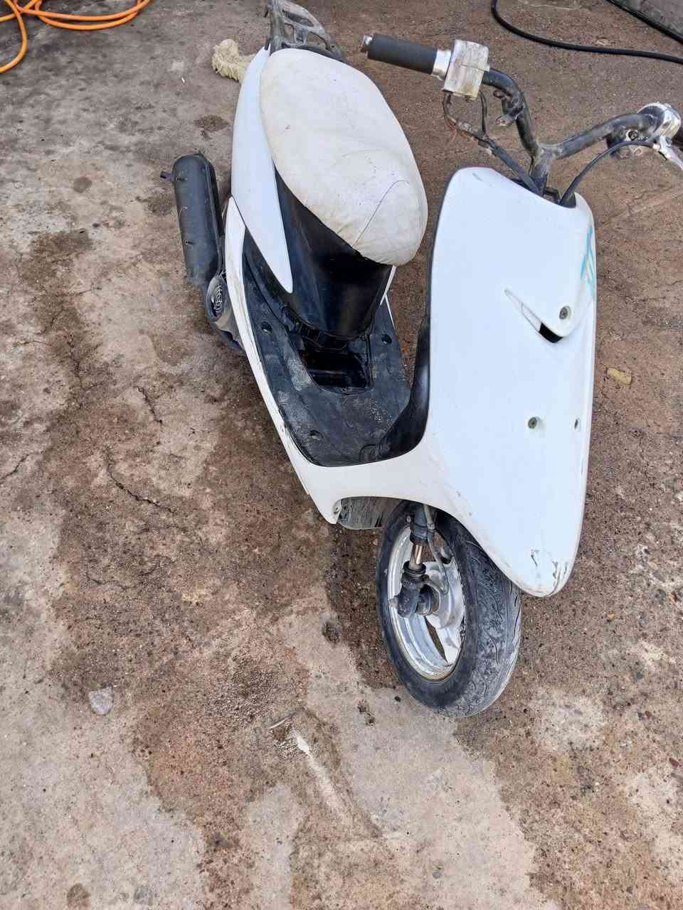 السلام عليكم شباب دراجه لبيع دراجه مكينته ناعمه و شراي يتصل عله هاذا رقم ***********
