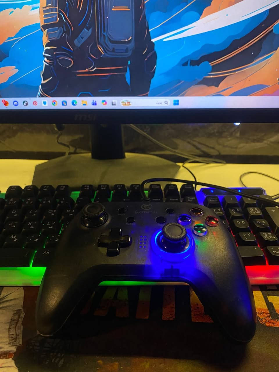 حاسبة للبيع
مذربورد asus 2025 
بروسسر (معالج) AMD Ryzen5 5500
رامات puskill 16 گيگا DDR4
كارت شاشة msi نيفيديا RTX 3050 
اقصى اعدادات بكل الالعاب تشتغل مرتاحة 

الكيس herogear xL 2025  
7 فان rgb بي تقريبا 10 الوان وتحكم 
كيبورد jertech rgb 
ماوس وسماعات محيطي rgb 
سماعات خارجية حلوة صوتها مرتب وعالي 
جويستك gamesir t4w كلش مرتب وحلو بالالعاب 
ماوس باد جبير 

شاشة msi قياس 24 
180فريم تنطي 

الميز ممتاز 120*60 
ارتفاع 80
سعر 900 
رقمي ***********
