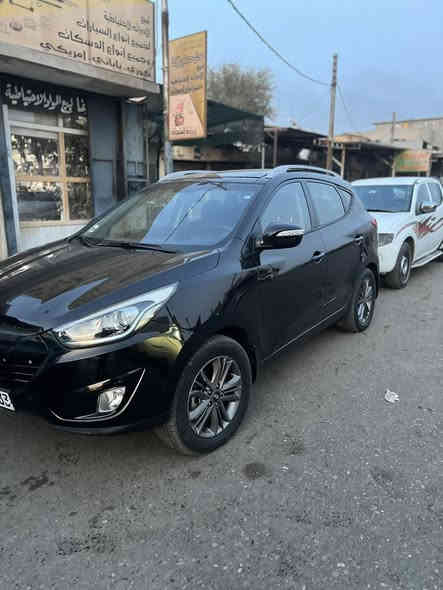 السلام عليكم 
توكسان 2014 
ماشي 136الف كيلو متر 
ضررها تعديل بارد جاملغ سائق وسكن وصبغ ومعجون بل صندوق 20سم ورصعه بل بنيد 
سياره كامل إي نقص مابيها تحويل مباشر 
وسياره مال الجناي بانورما 
الصدر امامي وخلفي جديد البطاريه جديد 
السعر واستفسار ***********
