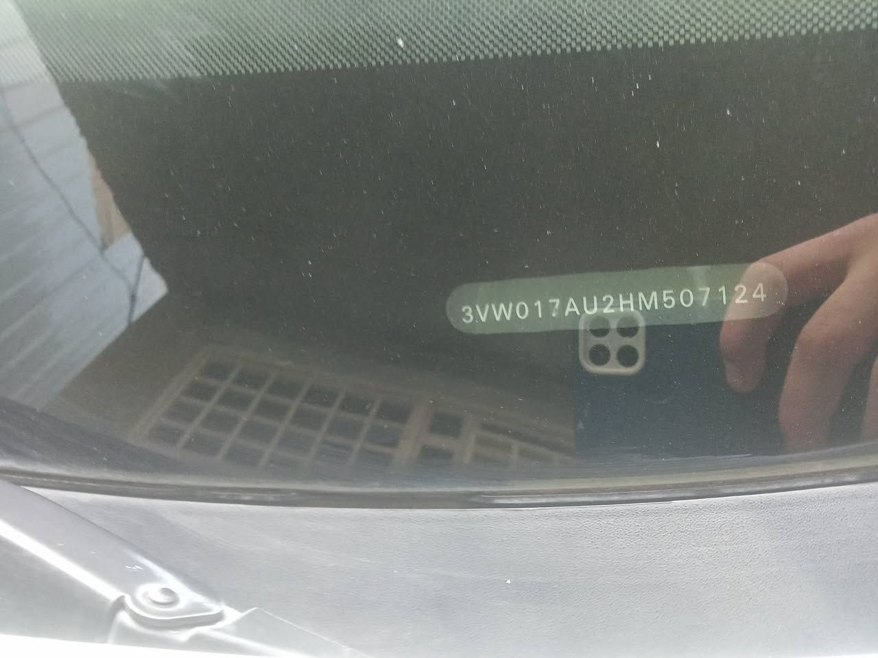 السلام عليكم كولف استيشن موديل 2017رقم اربيل دولي سياره فول مواصفات محرك 1800تيربو كشنات كهربائيات تدفئه مري حساست دفع رباعي اقتصاديه بل بانزين وبيها مواصفات عاليه السياره يرهم مراوس أو بيع سعرها 127وبيها مجال رقم تيلفون *********** واتساب عنوان سامراء
