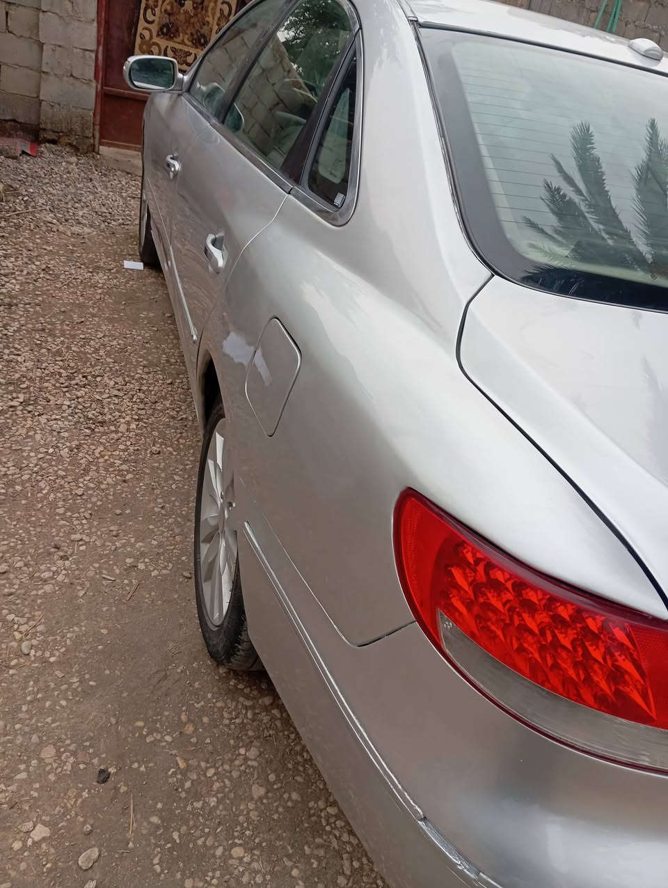 سلام عليكم ازيرا للبيع موديل 2008 وارد امريكا فول مواصفات عدا البصمه سنويه وهزه جديده تبريد ثلج تدفه شغاله شاشه كامره فول لمتد سياره جاهزة من كلشي كير مكينه 3300حداديه كله مكفوله حادث جاملغ خلفي بدون دواخل مصبوغه عام جماليه وعندي الصور قبل لاتنصبغ سياره جاهزة من كلشي السعر 80 وبيه مجال قليل الاتصال ***********/// *********** مكاني بابل الحله مركز المدينة
