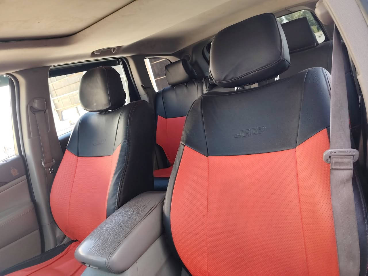 السلام عليكم
للبيع جيب  شيروكي جراند موديل 2012  فول مواصفات 
وارد أمريكي ضرر مقدمت البنيد فقط والباقي كفاله
 سياره جديده وجاهزه استخدام  شخصي
ماشي  131 م  رقم بغداد تحويل مباشر
العنوان بابل ‏‪0773 706 2580‬‏
***********
