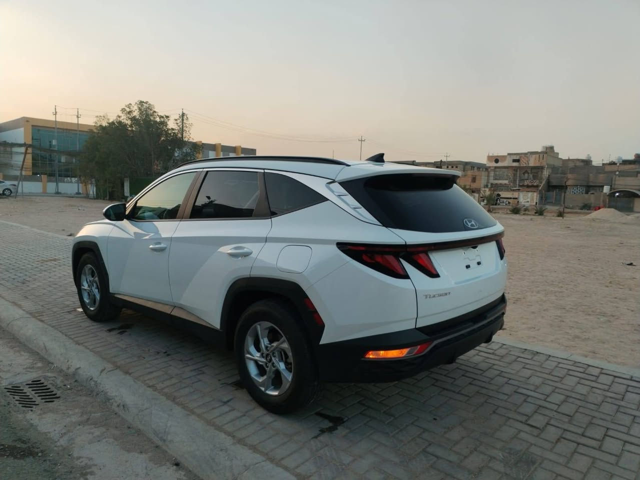 سلام عليكم توسان 2024
وارد امريكي الحادث الدعامية الامامية فقط ونفسها مرجعينها
بجم كبس ماملعوب بيها ابد
ماشية 27
شاشة كبيره 
ويل كب 
وضعيات قيادة 
قطعتين تبريد 
بصمة ودخول ذكي
كشنات كهرباء
فول LED وحساس امامي
اشاير بالمري 
فول تحكم ستيرن
كامرة خلفية دوارة
صور الحادث مرفقة بالمنشور
السعر 195 ورقه وبيها مجال بسيط
للاستفسار ***********
