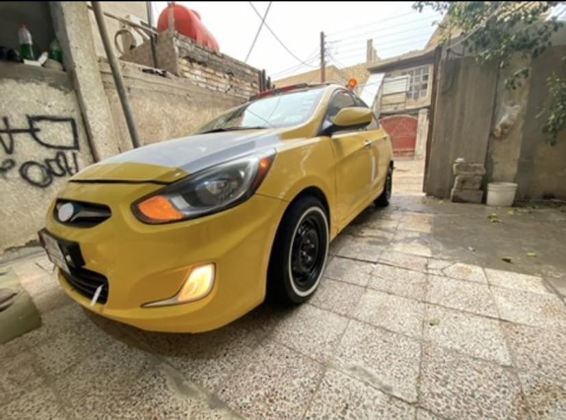 السلام عليكم اكسنت امريكي حادث جاملغ امامي جهه السائق بدون دواخل ٢٠١٣ رقم بابل رقم انكليزي باسمي مصفره هيئه وغرامات مداور ثاني يوم سياره جاهزه 
*********** مكاني حله 
سعر ٨٠ وبيها مجال
