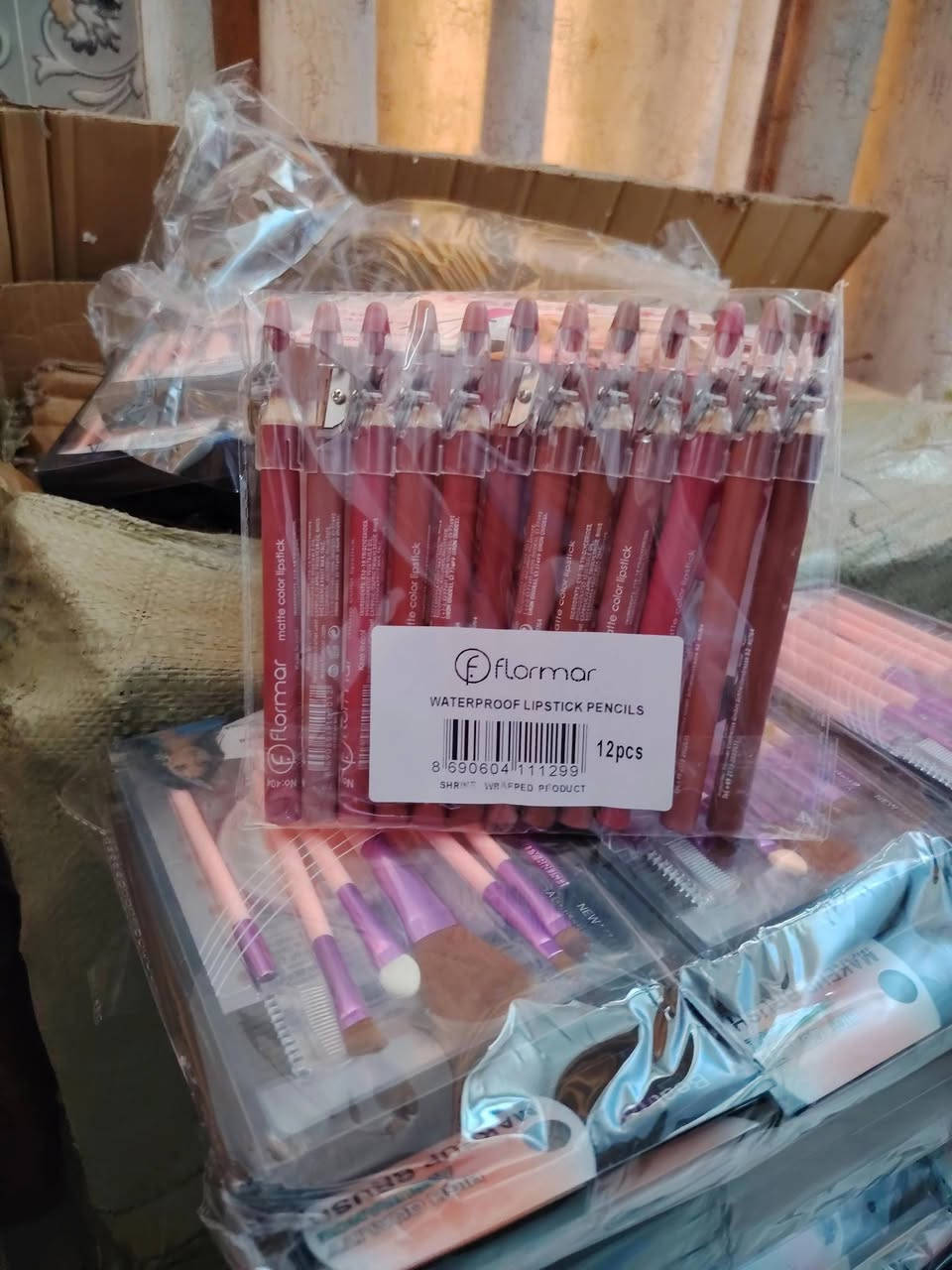ب١٩ الف فقط مجموعة الجمال المتكاملة وصلت! 🌸
كل ما تحتاجينه لإطلالة أنيقة في مجموعة واحدة 💄✨
✅ باليت ظلال بألوان جذابة
✅ ماسكارا لإبراز جمال الرموش
✅ أقلام تحديد شفاه ثابتة
✅ فرش مكياج ناعمة وعملية
✅ جودة ممتازة وسعر منافس
💰 متوفر نقدًا وبالتقسيط استلمي منتجاتك بسهولة وبأقساط مريحة.
🚚 توصيل سريع إلى جميع محافظات العراق.  واتساب 
https://wa.me/+9647750393316
📲 للطلب والاستفسار: واتساب: ***********
🛒 رابط المتجر: https://app.gini.iq/deeplink/imad_al_attafi⁠
✨ الكمية محدودة، احجزي مجموعتك الآن قبل نفادها!

