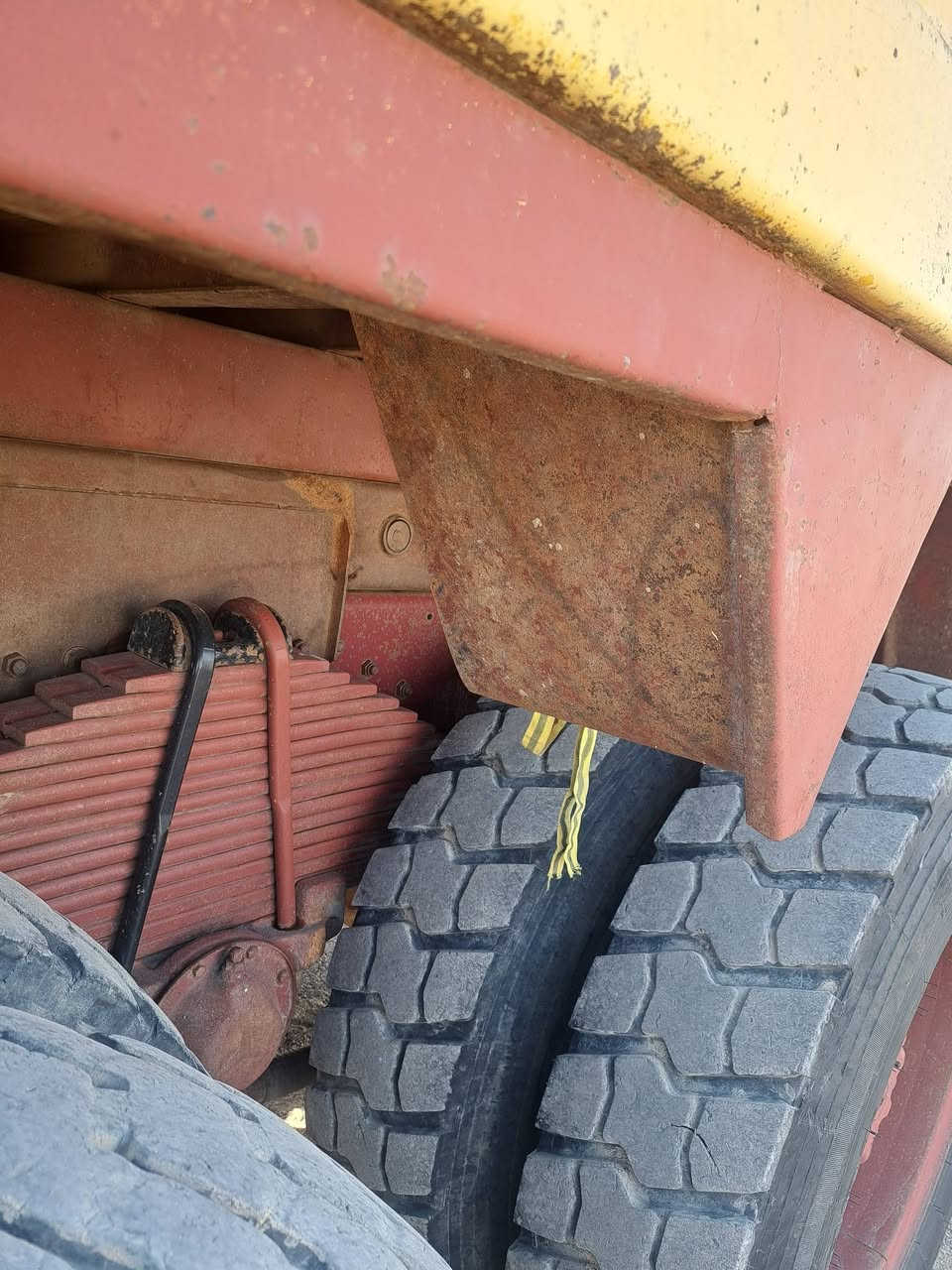 سلام عليكم اقجم اللبيع موديل  82  ابلاديه ***********
***********
