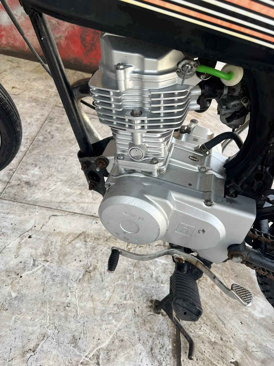 نامه مديل ١٨ مبدل بستم  كلك مكفوله عن سرقه  سعر ٤٠٠ وبيها مجال سوق شيوخ ***********
