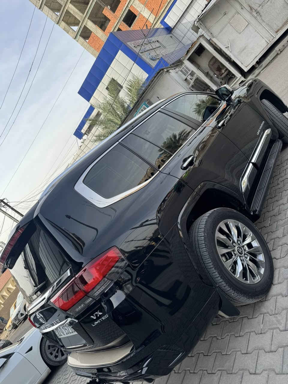 لاندكروز مديل 2024 vx فول مواصفات زيرو بعدهي مكانها بغداد بيبان شفط كشنات تدفئه تبريد تحويل مباشر السعر 775 وبيه مجال للاستفسار ***********
