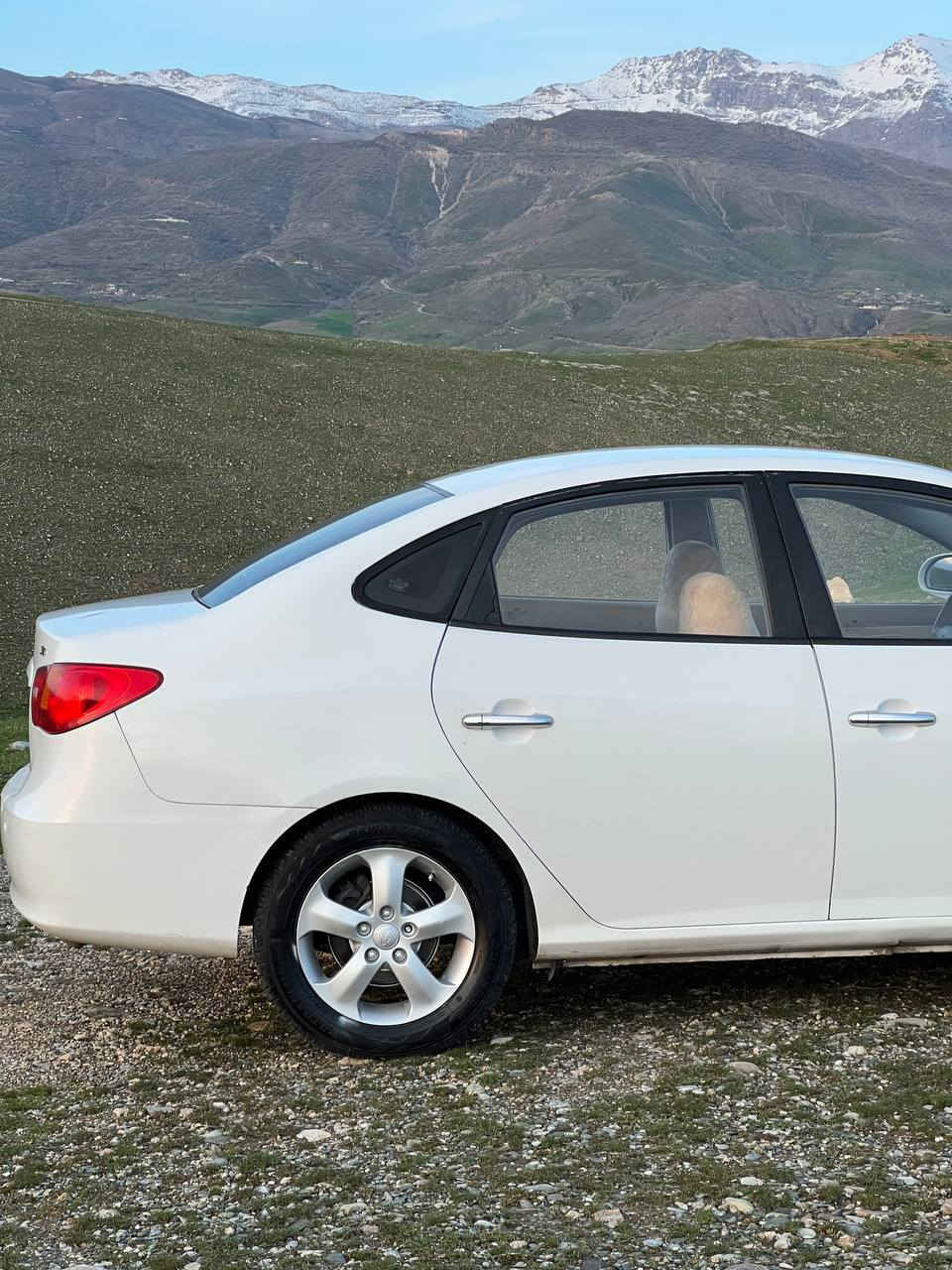 سەرەتا بەناوی خوای گەورە
ئاڤانتی 2008 بڕاوە
کوشن جڵد و هیتەر 
ویل گەورە و چوار تایەی تازە
بێ مەسرەف یەک دینار مەسرەفی نیە کامل مەسرەف کراوە
بێ چڵو شوخت بێ خایس
ناو زەرد کامل جوان کاری و لید
شاشەو کامێڕا 
بەشەرتی کەڤەر و سەقف و لێدراو 
نرخی ٥٥ گەڵاو مەعامەلەیەکی کەم جوابی نامە نادەمەوە موشتەری تەلەفۆن بکە شوێن قەڵادزێ
ژم . ***********
***********
*********** بشدار, السليمانية
