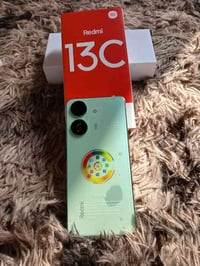 موبايل للبيع ١٠٠ جديد. 07761661417