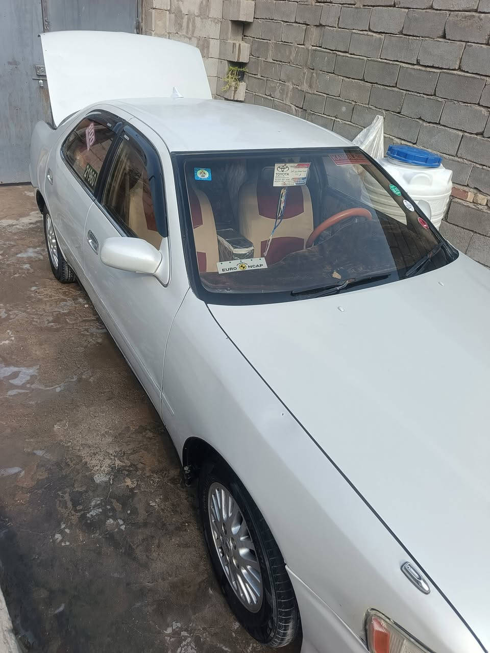 سلام عليكم خوان كرسته للبيع موديل 95 مكفوله رقم دولي السنويه   28 السياره بسمي تحويل ثاني يوم السعر     75 وبيه مجال ***********
