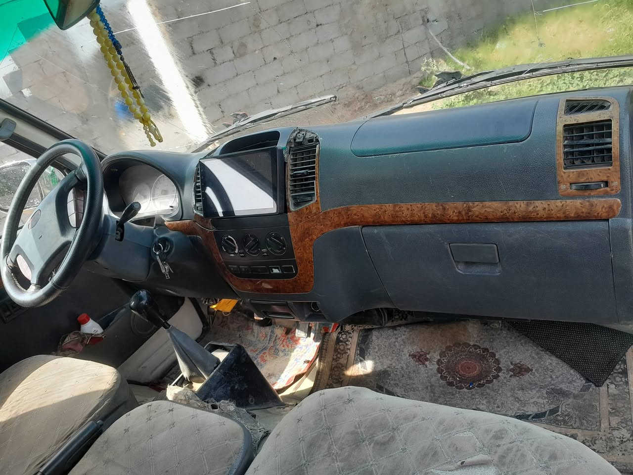 سلام عليكم جنبي شرطيه موديل 2015 كير محرك اكسن مكفولات مابيه لا صبغ لا ضربه تخم تاير جديد كهربايات شغاله تحويل مباشر سنويه ال 28  السعر 60 بيه مجال بسيط @***********/ ***********
